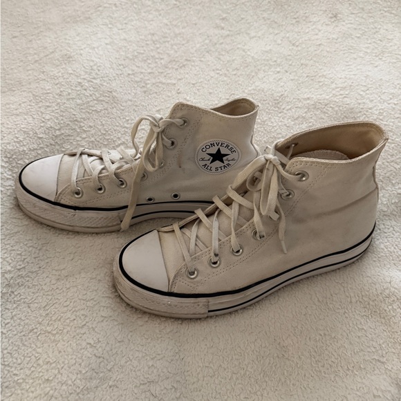 Converse Chuck Taylor All Star Lift Women's Lace Up Canvas Sneakers - Picture 3 of 5